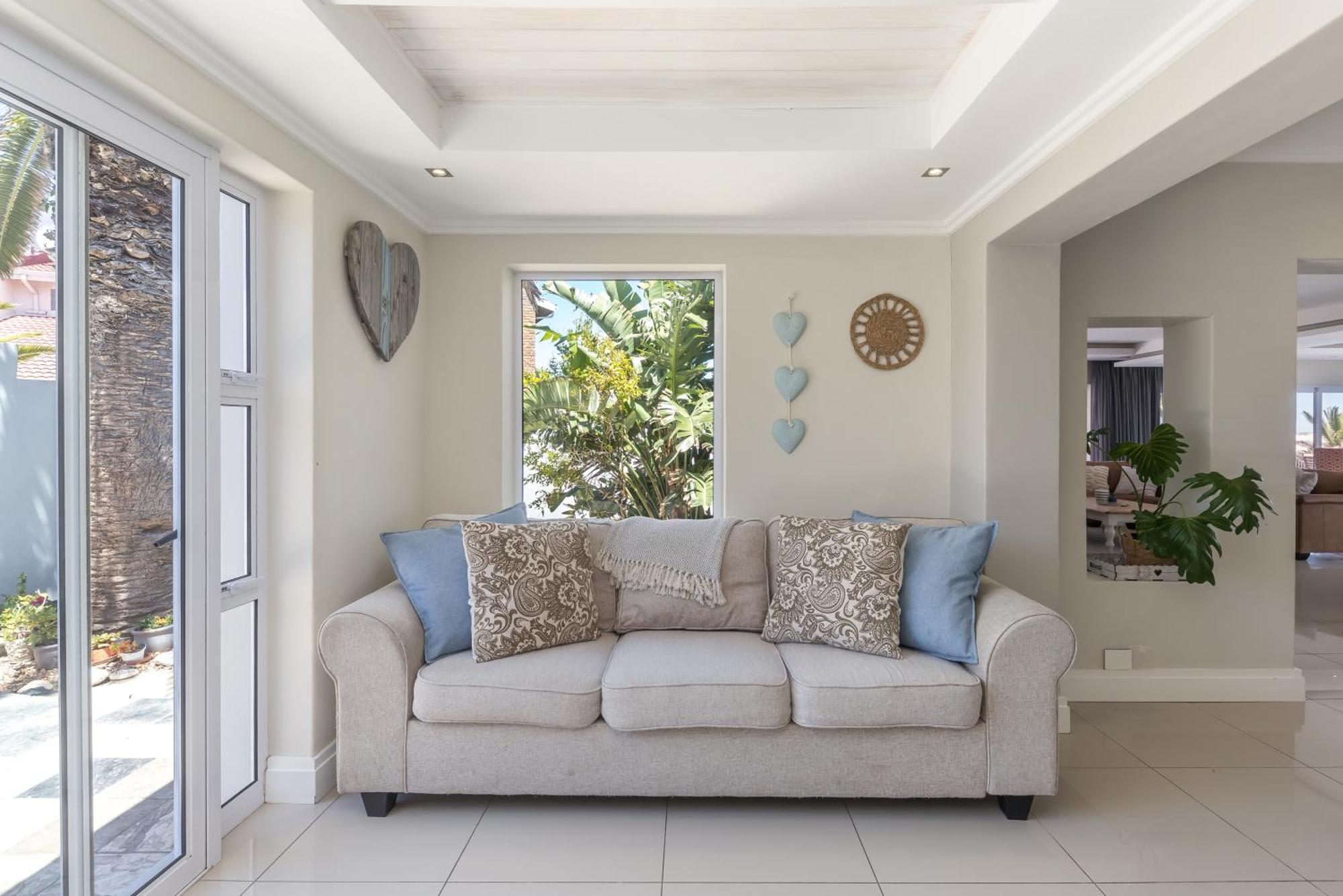 Melkbos Beachfront Villa *